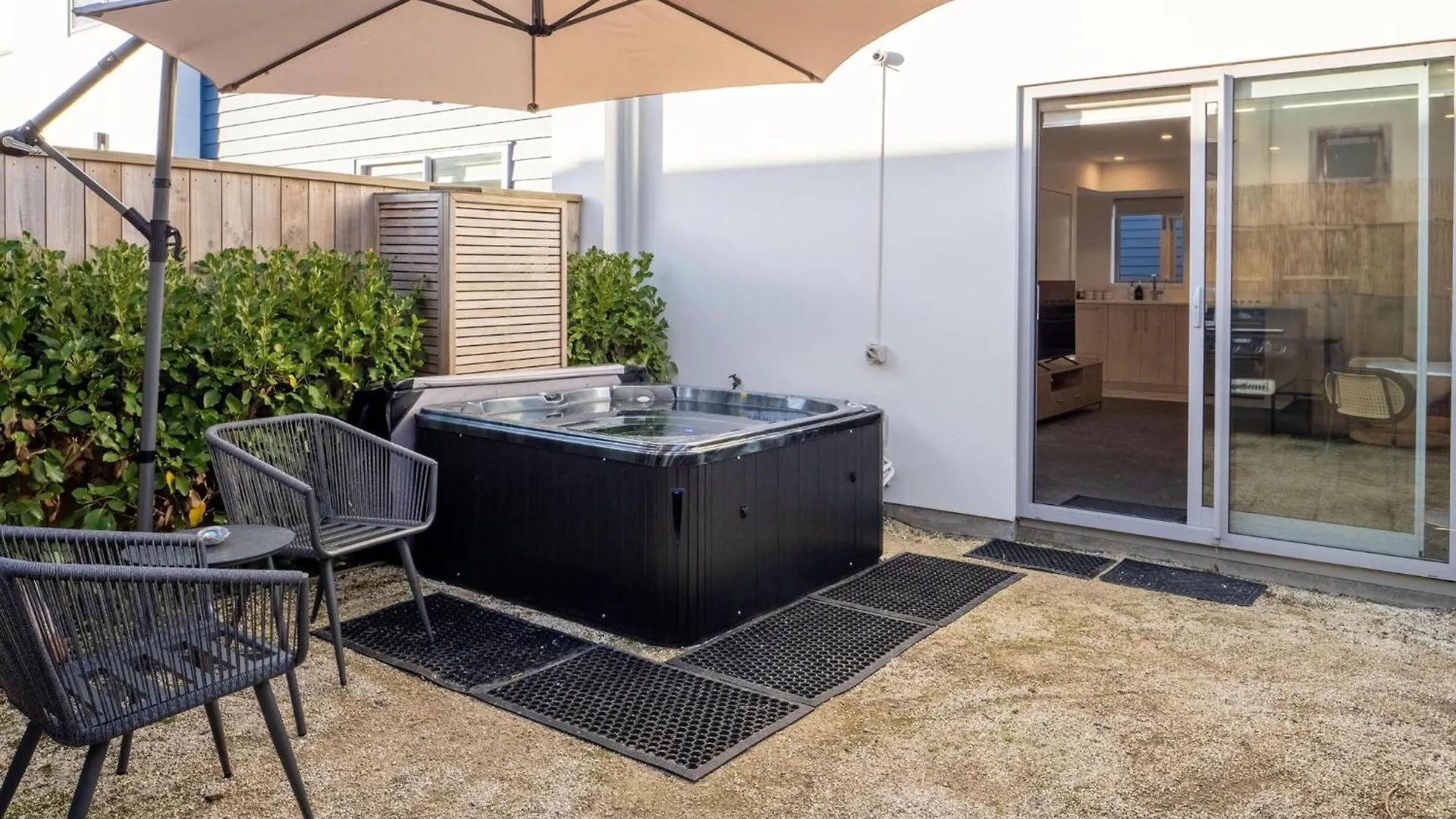 Central City Heaven Spa Christchurch